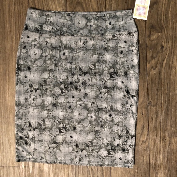 LuLaRoe Dresses & Skirts - Lularoe Cassie- 3x